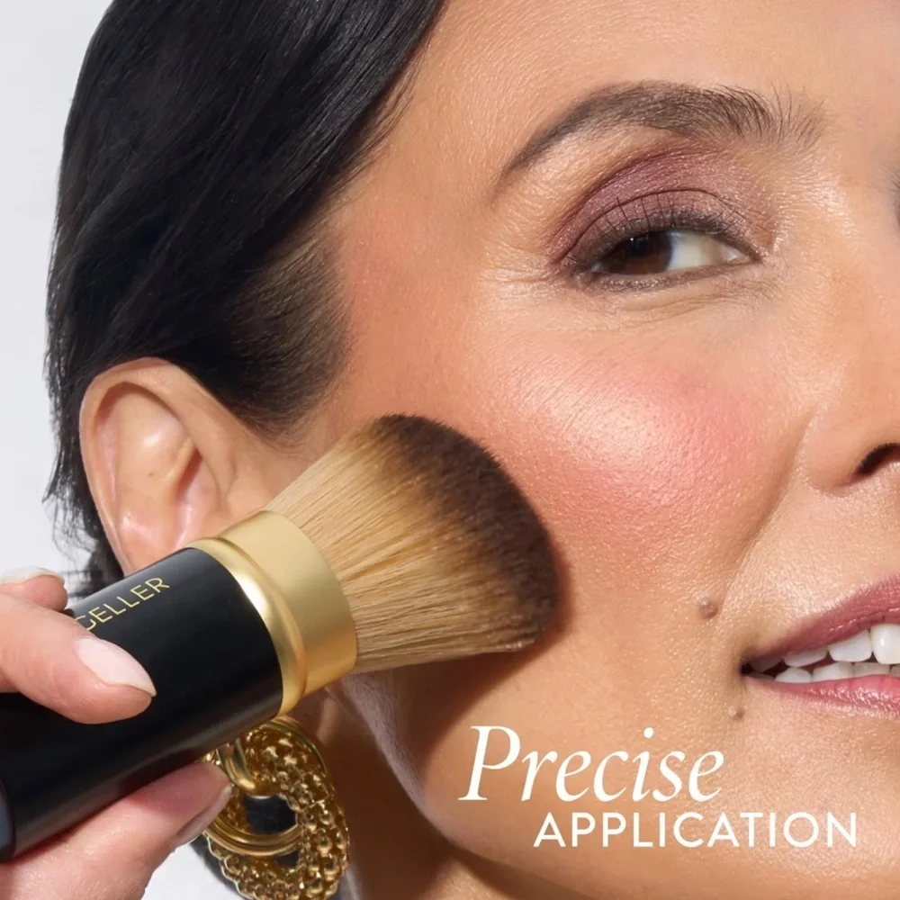 Laura Geller foundation Angled Kabuki Brush